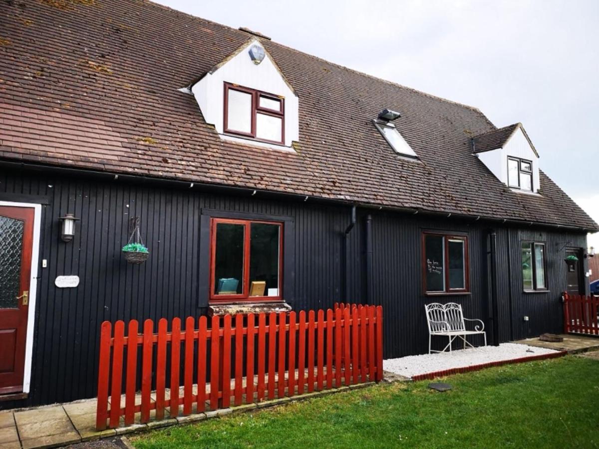 Chalet Cottages Streatley  Екстериор снимка